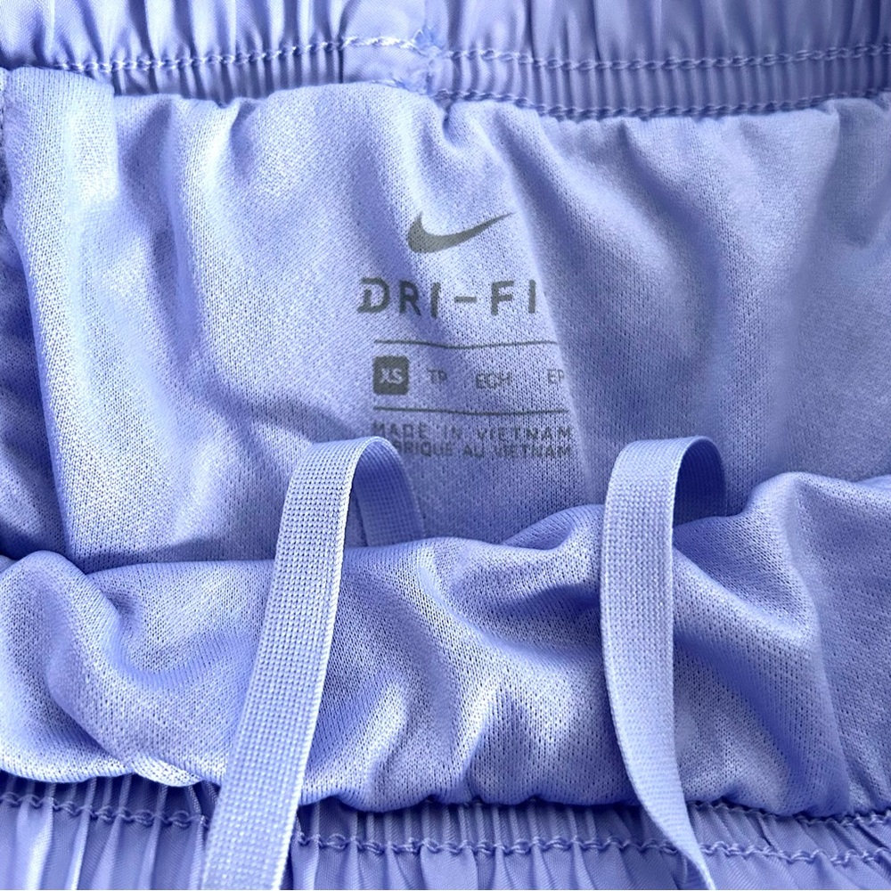🍒NWT Nike Women’s Running Shorts. Periwinkle/Lavender. Size:XS - Picture 3 of 10